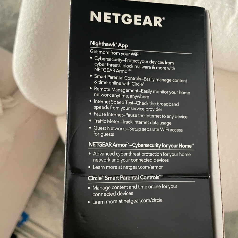 Netgear Nighthawk AC1750 Smart‎ WiFi Router - Picture 6 of 8